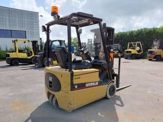 Empilhador de contrapeso 3 rodas Caterpillar EP16KT - 2