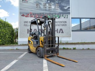Empilhador de contrapeso 4 rodas Caterpillar GP18N