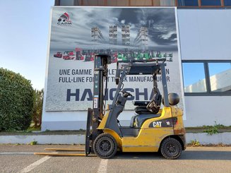 Empilhador de contrapeso 4 rodas Caterpillar GP18NTD