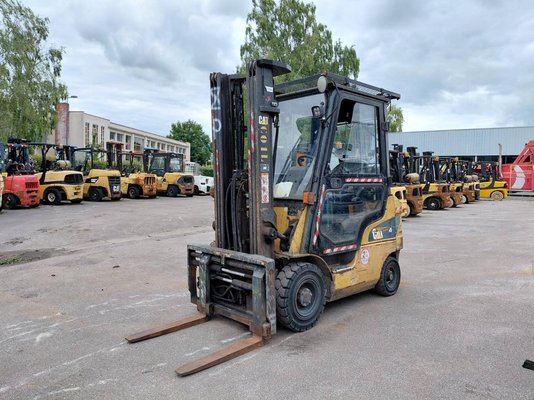 Empilhador de contrapeso 4 rodas Caterpillar GP18NTD - 1