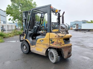 Empilhador de contrapeso 4 rodas Caterpillar GP25NTD