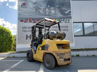 Empilhador de contrapeso 4 rodas Caterpillar GP30N