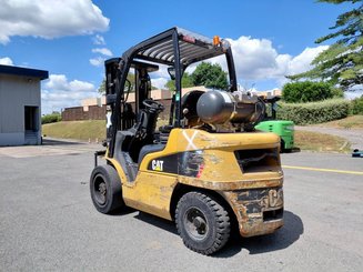 Empilhador de contrapeso 4 rodas Caterpillar GP30N