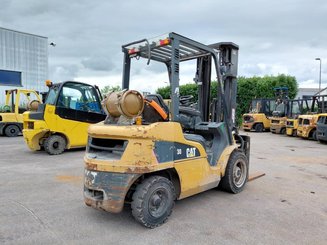 Empilhador de contrapeso 4 rodas Caterpillar GP30NTD