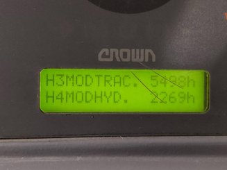 Empilhador retráctil Crown ESR4500-1.4