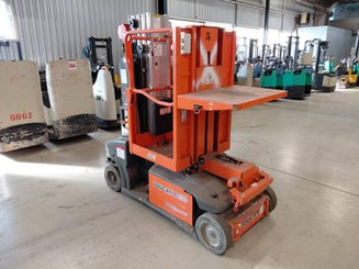 Plataforma com mastro vertical JLG TOUCAN DUO