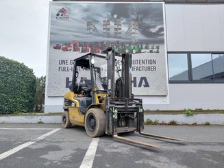 Empilhador de contrapeso 4 rodas Caterpillar GP30NTD
