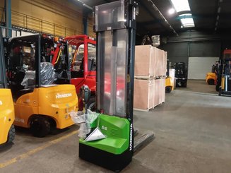 Stacker com condutor a pé Hangcha CDD15-A2MC2-ISZ