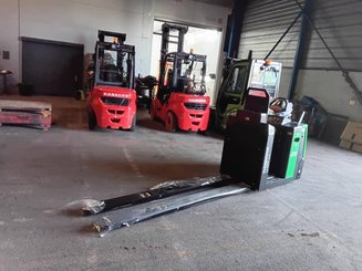 Preparador baixo nível Hangcha CJD25-XT1-Li