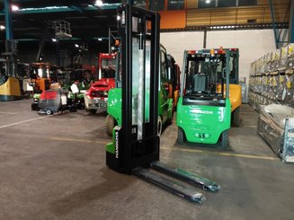 Stacker com condutor a pé Hangcha CDD15-A2MC2-ISZ - 1