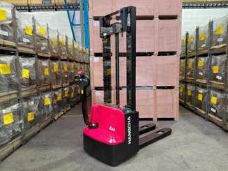 Stacker com condutor a pé Hangcha CDD12-AMC2-L