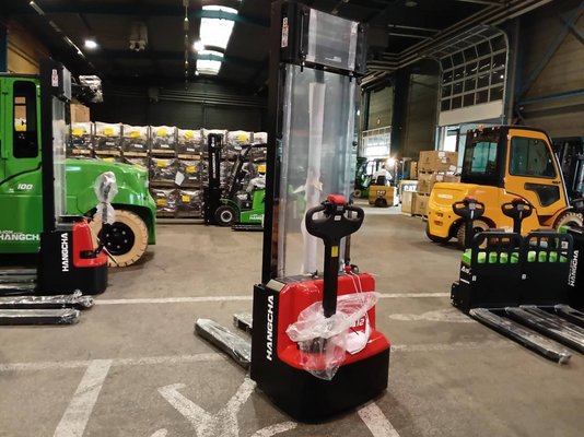 Stacker com condutor a pé Hangcha CDD12-AMC2-L - 1