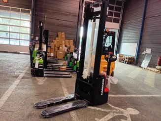 Stacker com condutor a pé Hangcha CDD12-AMC2-L