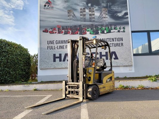 Empilhador de contrapeso 3 rodas Caterpillar EP18NT - 1