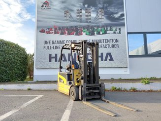 Empilhador de contrapeso 3 rodas Caterpillar EP18NT - 1