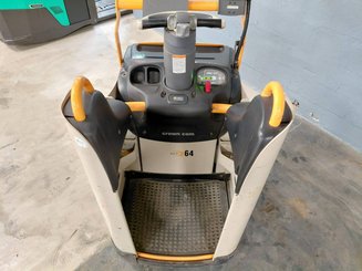 Porta-paletes eléctrico com condutor transportado Crown WT3040