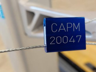 Porta-paletes eléctrico com condutor a pé Caterpillar NPP18N2