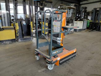 Plataforma com mastro vertical JLG POWER PICKER