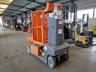 Plataforma com mastro vertical JLG TOUCAN DUO