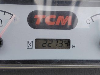 Empilhador de contrapeso 4 rodas TCM FD25T3