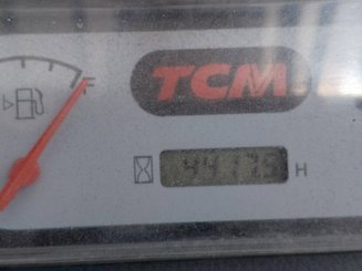 Empilhador de contrapeso 4 rodas TCM FD30T3