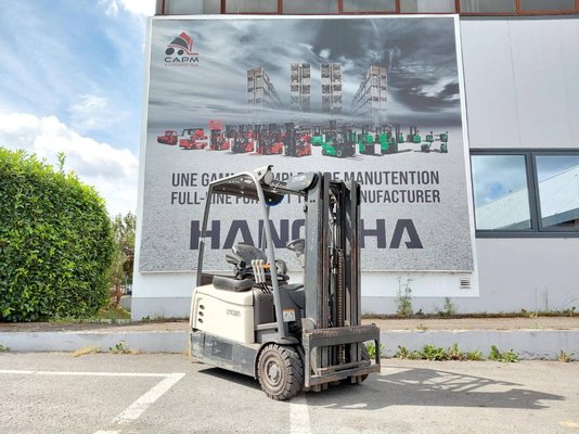 Empilhador de contrapeso 4 rodas Crown SC6040-16 - 1