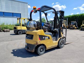 Empilhador de contrapeso 4 rodas Caterpillar GP18N