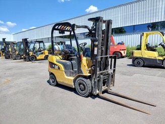 Empilhador de contrapeso 4 rodas Caterpillar GP18N