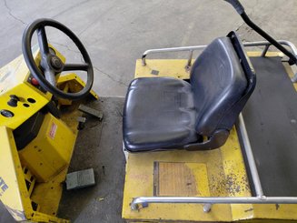Trator de reboque Charlatte TE206