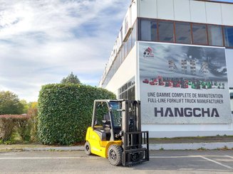 Empilhador de contrapeso 4 rodas Hangcha XE25i ( CPD25-XEY2HA-SI )