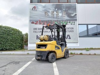 Empilhador de contrapeso 4 rodas Caterpillar GP25N