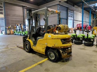 Empilhador de contrapeso 4 rodas Caterpillar GP30NTD