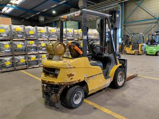Empilhador de contrapeso 4 rodas Caterpillar GP30NTD