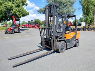Empilhador de contrapeso 4 rodas Doosan D30GP - 1