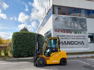 Empilhador de contrapeso 4 rodas Hangcha XE30Hi ( CPD30-XEY2H2-SI )