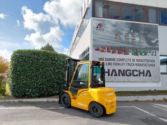 Empilhador de contrapeso 4 rodas Hangcha XE30Hi ( CPD30-XEY2H2-SI )