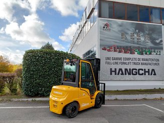 Empilhador de contrapeso 4 rodas Hangcha XE30Hi ( CPD30-XEY2H2-SI )