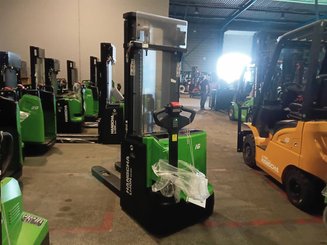 Stacker com condutor a pé Hangcha CDD16-XT1-SIL