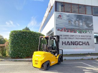 Empilhador de contrapeso 4 rodas Hangcha XE35i (CPD35-XEY2HA-SI)