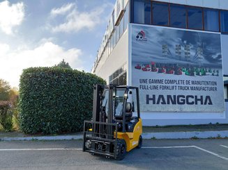 Empilhador de contrapeso 4 rodas Hangcha XE18i (CPD18-XEY2HA-SI) 