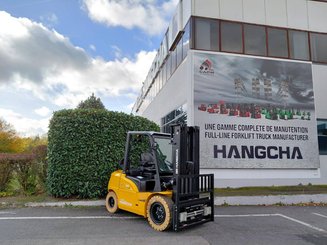 Carreta elevadora elétrica Hangcha XE40Ci (CPD40-XEXY2-SI)