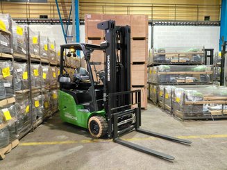 Empilhador de contrapeso 3 rodas Hangcha XC3-20i (CPDS20-XCY2G-SI) - 1