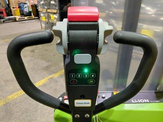 Stacker com condutor a pé Hangcha CDD15-A2MC2-ISZ