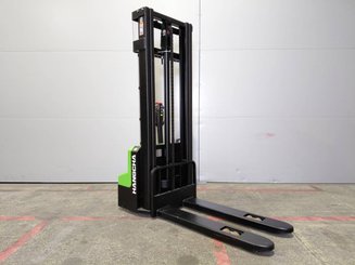Stacker com condutor a pé Hangcha CDD15-A2MC2-ISZ