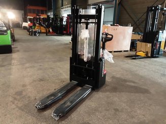 Stacker com condutor a pé Hangcha CDD12-AMC2-L