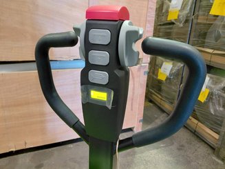 Stacker com condutor a pé Hangcha CDD15-A2MC2-ISZ