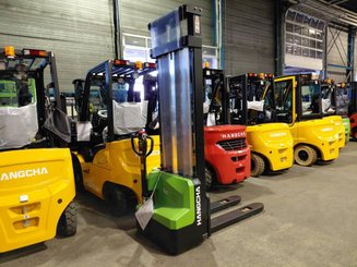 Stacker com condutor a pé Hangcha CDD15-A2MC2-ISZ