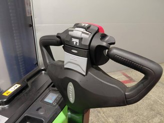 Stacker com condutor a pé Hangcha CDD14-XT1-SI 