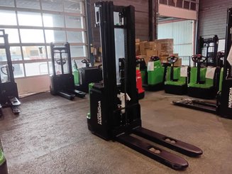 Stacker com condutor a pé Hangcha CDD16-XT1-SI