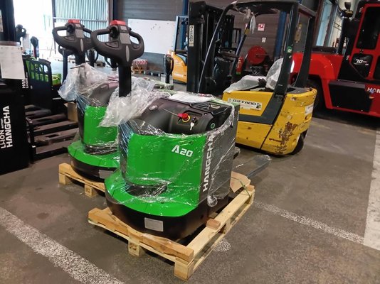 Porta-paletes eléctrico com condutor a pé Hangcha CBD20-AC2-Li - 1